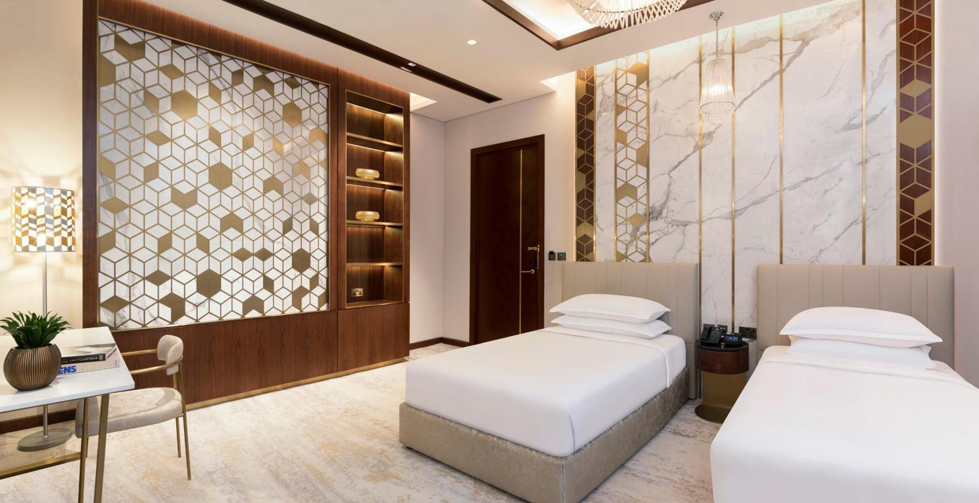Velero Hotel Doha Lusail ภายนอก รูปภาพ A guest room at the hotel
